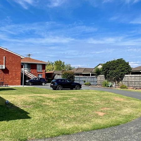 Werribee Motel And Apartments Экстерьер фото