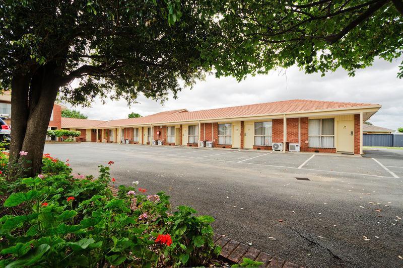 Werribee Motel And Apartments Экстерьер фото